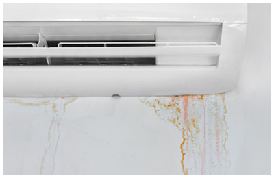 エアコンからの⽔漏れ