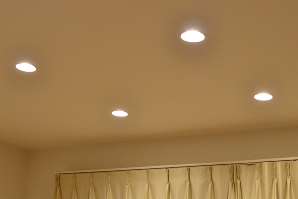 ダウンライト、スポットライト